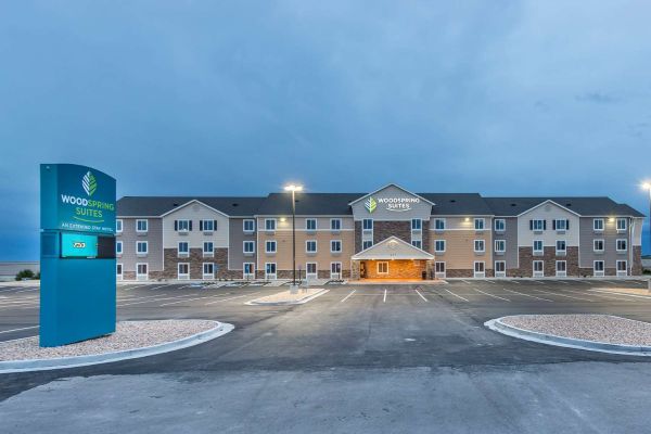 Hotel WOODSPRING SUITES BURLINGTON (Burlington)